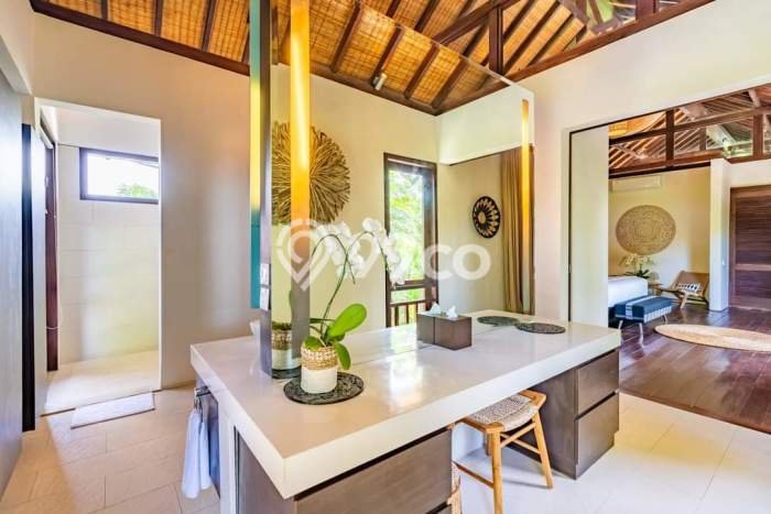 Rumah Elit Modern Tanpa Renovasi di Petitenget Badung Rumah Elit Modern Tanpa Renovasi di Petitenget Badung