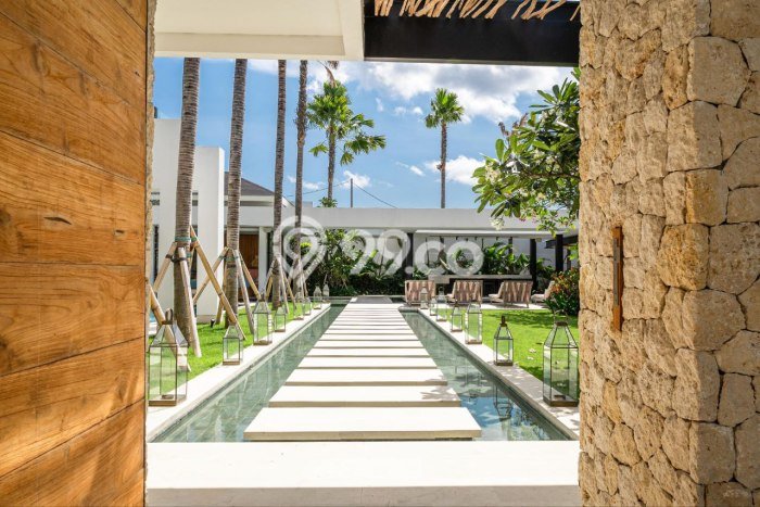 Ready to Use! Premium House LT 1000m2 Desain Elegan di Canggu Ready to Use! Premium House LT 1000m2 Desain Elegan di Canggu
