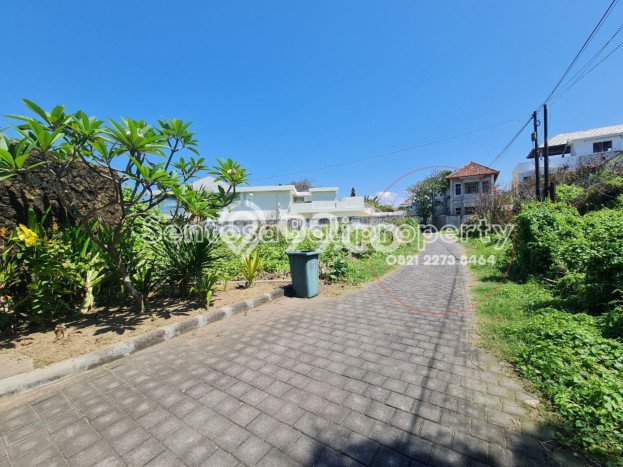 Lahan Dijual Lokasi Strategis di Gianyar dengan Luas 2493m2 Lahan Dijual Lokasi Strategis di Gianyar dengan Luas 2493m2