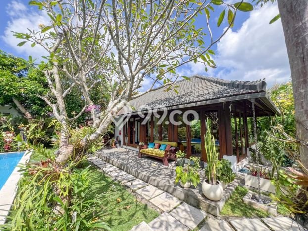 Dijual Rumah Luas Elegan Dengan View Cantik di Umalas, Badung Dijual Rumah Luas Elegan Dengan View Cantik di Umalas, Badung