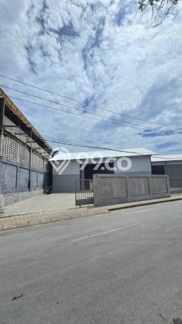 Gudang Disewa di Denpasar dengan LB 500m2 Area Komersial Ramai Gudang Disewa di Denpasar dengan LB 500m2 Area Komersial Ramai