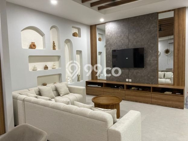 Rumah Elit LB 190m2 Siap Huni Desain Elegan di Canggu, Badung Rumah Elit LB 190m2 Siap Huni Desain Elegan di Canggu, Badung