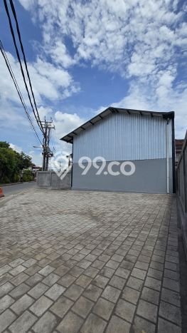 Gudang Disewa di Denpasar dengan LB 500m2 Area Komersial Ramai Gudang Disewa di Denpasar dengan LB 500m2 Area Komersial Ramai