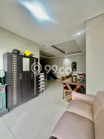 For Sale Rumah 4 Kamar Lokasi Ideal Nyaman dan Strategis di Denpasar Barat For Sale Rumah 4 Kamar Lokasi Ideal Nyaman dan Strategis di Denpasar Barat