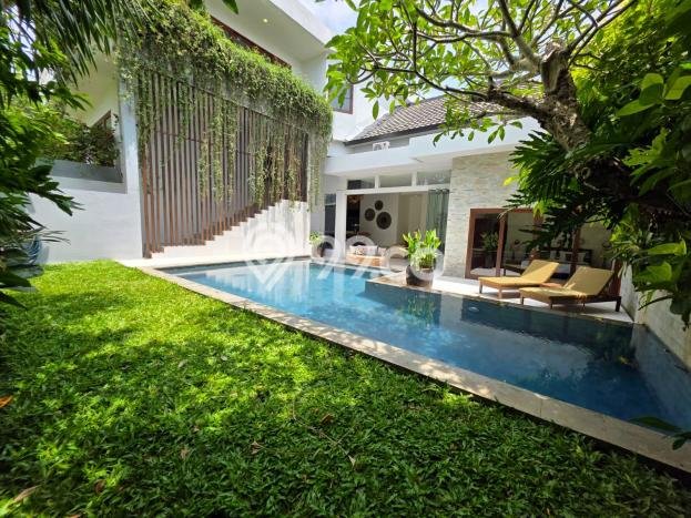 Rumah Elit LB 391m2 Siap Huni Desain Elegan di Pecatu, Badung Rumah Elit LB 391m2 Siap Huni Desain Elegan di Pecatu, Badung