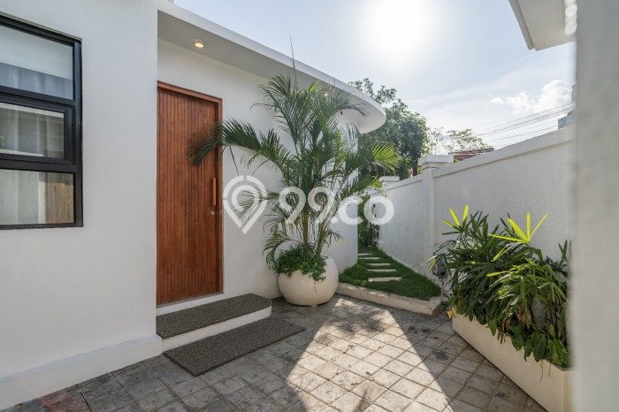 For Sale! Luxury House LT 180m2 Desain Modern di Nusa Dua For Sale! Luxury House LT 180m2 Desain Modern di Nusa Dua