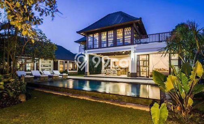 Ready to Use! Luxury House LT 753m2 Desain Elegan di Kedungu Ready to Use! Luxury House LT 753m2 Desain Elegan di Kedungu
