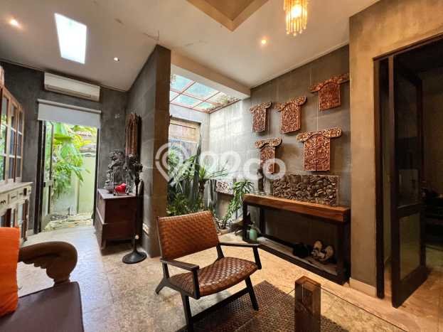Rumah Strategis dengan 4 Kamar Tidur di Lokasi , Badung Rumah Strategis dengan 4 Kamar Tidur di Lokasi , Badung