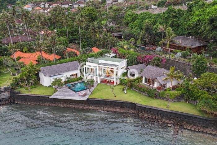 Siap Huni Rumah Mewah 3 Kamar di Candi Dasa Dekat ke Mana Pun Siap Huni Rumah Mewah 3 Kamar di Candi Dasa Dekat ke Mana Pun