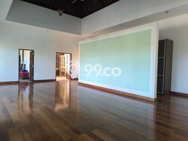 Rumah Luxury Modern Siap Huni di Jimbaran Badung Rumah Luxury Modern Siap Huni di Jimbaran Badung