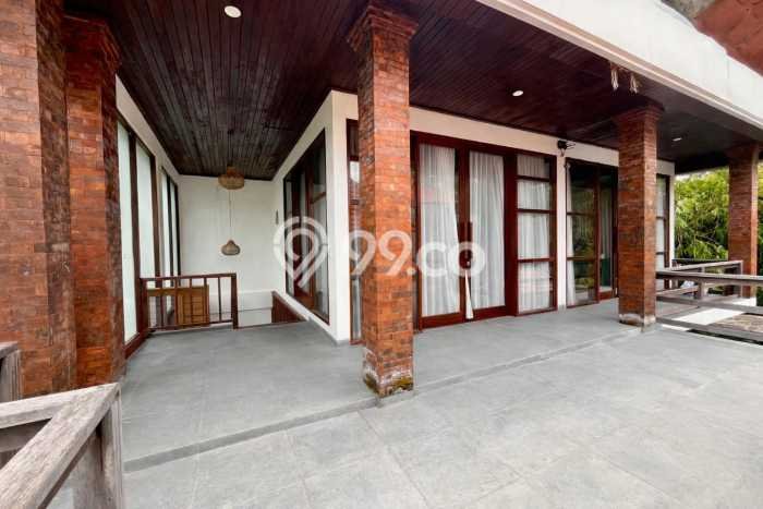 Ready to Use! Premium House LT 308m2 Desain Elegan di Sanur Ready to Use! Premium House LT 308m2 Desain Elegan di Sanur
