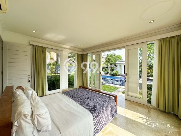 Ready to Use! Luxury House LT 950m2 Desain Elegan di Canggu Ready to Use! Luxury House LT 950m2 Desain Elegan di Canggu