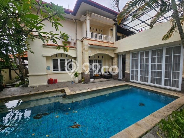 Rumah Elit Modern Siap Huni di Kerobokan Badung Rumah Elit Modern Siap Huni di Kerobokan Badung
