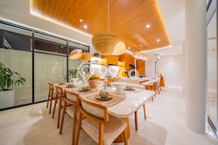 Hunian Elit LB 380m2 Siap Pakai Desain Elegan di Umalas, Badung Hunian Elit LB 380m2 Siap Pakai Desain Elegan di Umalas, Badung