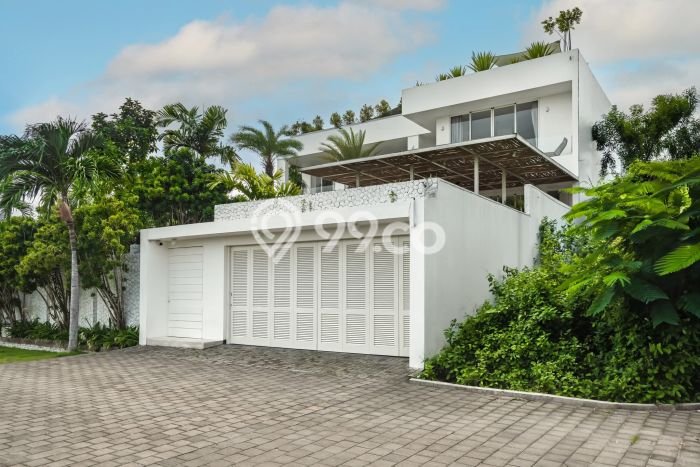 For Sale! Premium House LT 570m2 Desain Modern di Jimbaran For Sale! Premium House LT 570m2 Desain Modern di Jimbaran