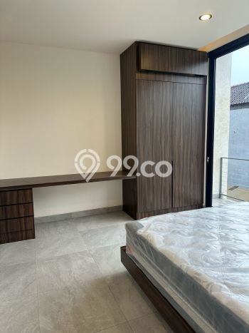Rumah Luxury Modern Tanpa Renovasi di Kerobokan Badung Rumah Luxury Modern Tanpa Renovasi di Kerobokan Badung