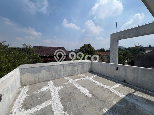 Disewakan! Rumah 3 Kamar Tidur &
2 Kamar Mandi di Bandung Kota, Bandung Disewakan! Rumah 3 Kamar Tidur &
2 Kamar Mandi di Bandung Kota, Bandung