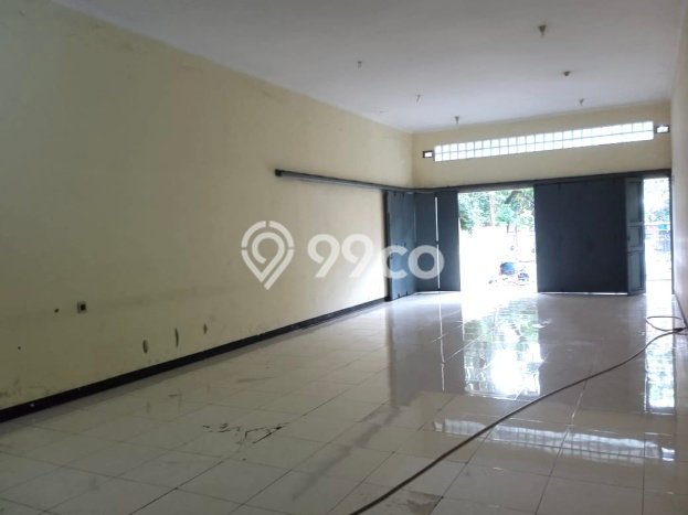 Ruko untuk Disewa di Pusat Bandung Luas Bangunan 340m2 Ruko untuk Disewa di Pusat Bandung Luas Bangunan 340m2