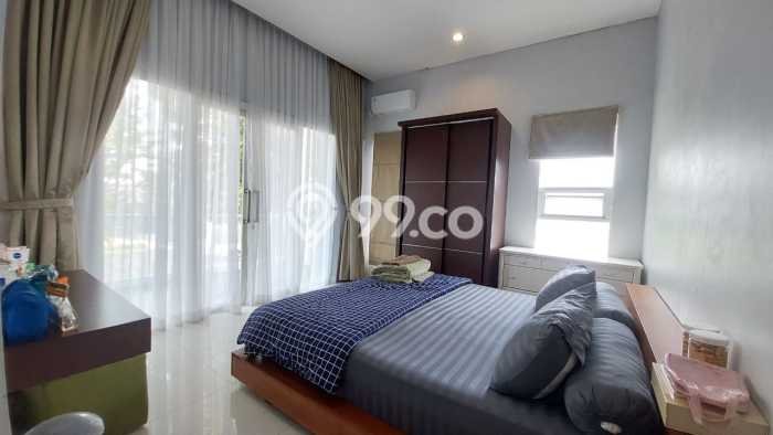 Rumah Luxury Modern Tanpa Renovasi di Dago Bandung Rumah Luxury Modern Tanpa Renovasi di Dago Bandung