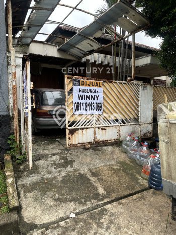 For Sale! Luxury House LT 302m2 Desain Modern di Pondok Indah For Sale! Luxury House LT 302m2 Desain Modern di Pondok Indah