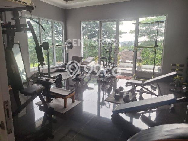 For Sale! Luxury House LT 322m2 Desain Elegan di Cibubur For Sale! Luxury House LT 322m2 Desain Elegan di Cibubur
