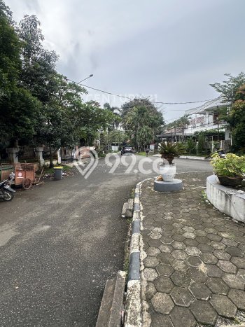 For Sale! Luxury House LT 302m2 Desain Modern di Pondok Indah For Sale! Luxury House LT 302m2 Desain Modern di Pondok Indah
