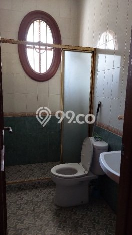 Rumah di Kelapa Gading, Dekat Fasilitas, 3 KM, LT 220m² Bangunan 300m² Rumah di Kelapa Gading, Dekat Fasilitas, 3 KM, LT 220m² Bangunan 300m²