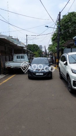 Hunian Cantik Modern Lb 150m2 di Kelapa Gading, Jakarta Utara Hunian Cantik Modern Lb 150m2 di Kelapa Gading, Jakarta Utara