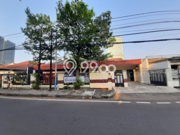 Rumah Mewah Siap Huni LT 500m2 di Cempaka Putih, Jakarta Pusat Rumah Mewah Siap Huni LT 500m2 di Cempaka Putih, Jakarta Pusat