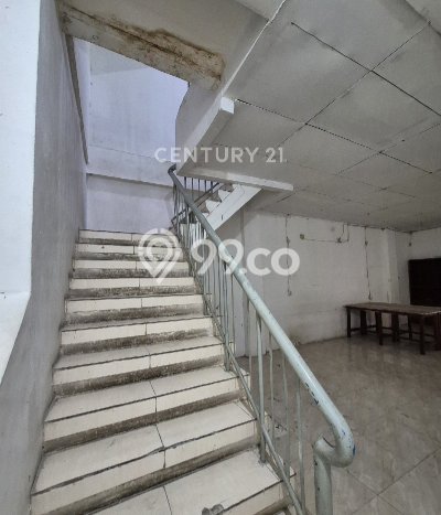 Unit Komersial Disewakan di Jakarta Utara Area Strategis Harga Kompetitif Unit Komersial Disewakan di Jakarta Utara Area Strategis Harga Kompetitif