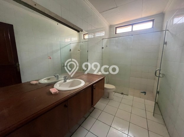 Rumah sewa siap huni 6 KT di Pulomas, Jakarta Timur Rumah sewa siap huni 6 KT di Pulomas, Jakarta Timur