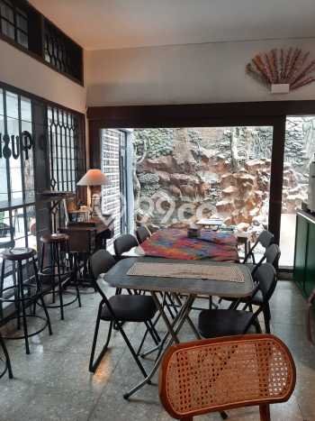 Rumah Elit Modern Siap Huni di Cikini Jakarta Pusat Rumah Elit Modern Siap Huni di Cikini Jakarta Pusat