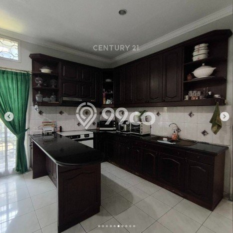 Jual Rumah Luas Elegan Dengan View Eksklusif di Rawamangun, Jakarta Timur Jual Rumah Luas Elegan Dengan View Eksklusif di Rawamangun, Jakarta Timur