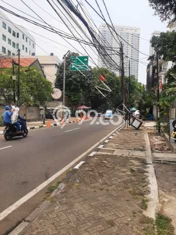 Rumah Elit Modern Siap Huni di Cikini Jakarta Pusat Rumah Elit Modern Siap Huni di Cikini Jakarta Pusat