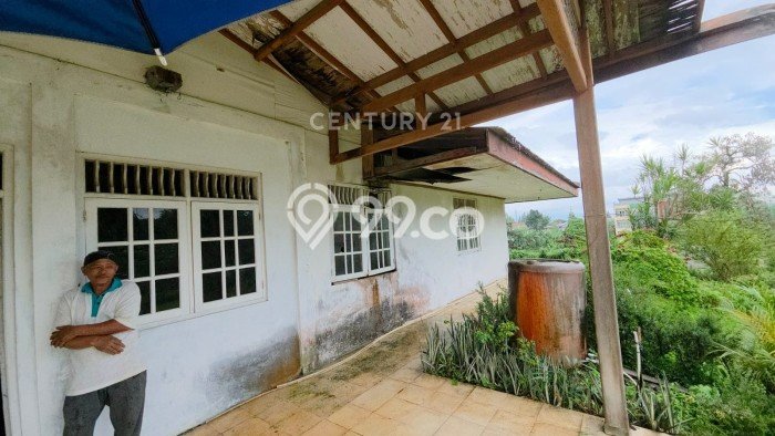 Dijual Rumah Premium dengan Fasilitas Sekitar Komplit di Cisarua, Bogor Dijual Rumah Premium dengan Fasilitas Sekitar Komplit di Cisarua, Bogor