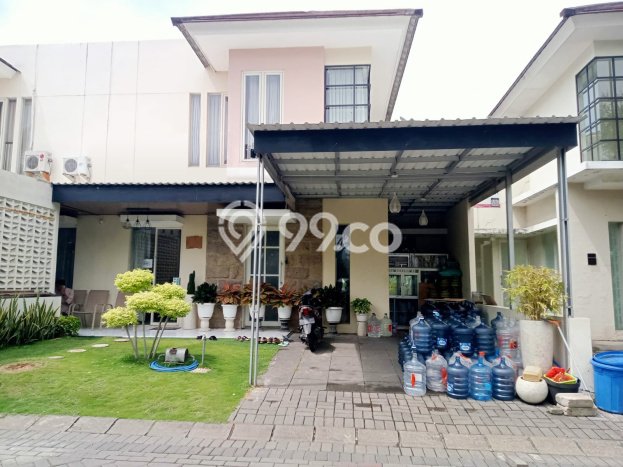 Rumah Strategis dengan 3 Kamar Tidur di Kawasan Sidoarjo, Sidoarjo Rumah Strategis dengan 3 Kamar Tidur di Kawasan Sidoarjo, Sidoarjo