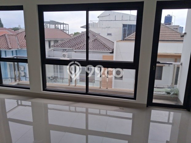 Dijual Rumah Luas Megah Dengan View Cantik di Puri Indah, Jakarta Barat Dijual Rumah Luas Megah Dengan View Cantik di Puri Indah, Jakarta Barat