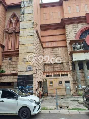 Komersial Bagus LT 1376m2 LB 8256m2 Dijual di Kebon Jeruk Jakarta Barat Komersial Bagus LT 1376m2 LB 8256m2 Dijual di Kebon Jeruk Jakarta Barat