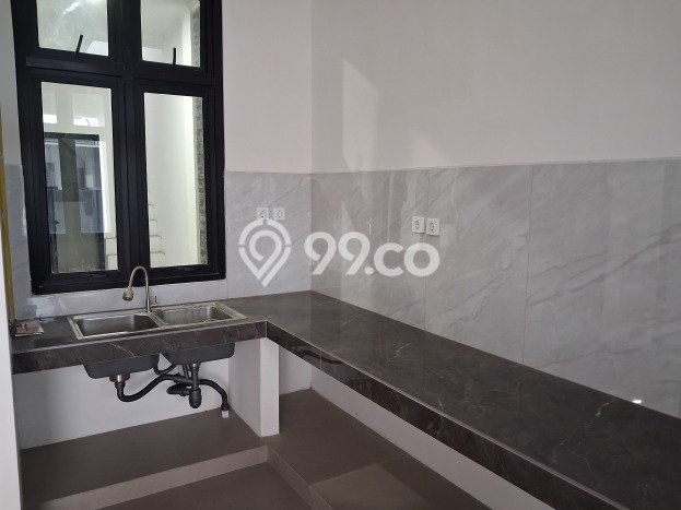 Dijual Rumah Luas Megah Dengan View Cantik di Puri Indah, Jakarta Barat Dijual Rumah Luas Megah Dengan View Cantik di Puri Indah, Jakarta Barat