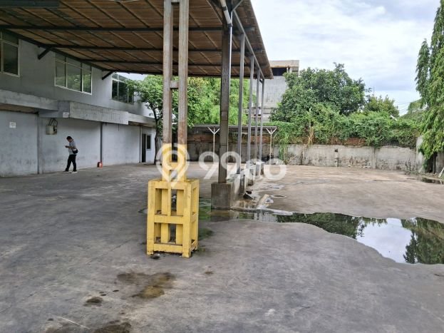 Gudang disewakan di Penjaringan Jakarta Utara dengan luas bangunan 2270m2 Gudang disewakan di Penjaringan Jakarta Utara dengan luas bangunan 2270m2