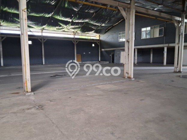 Gudang disewakan di Penjaringan Jakarta Utara dengan luas bangunan 2270m2 Gudang disewakan di Penjaringan Jakarta Utara dengan luas bangunan 2270m2