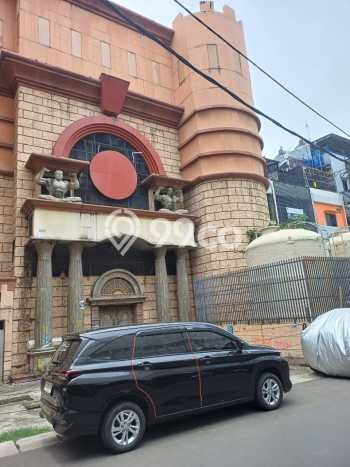 Komersial Bagus LT 1376m2 LB 8256m2 Dijual di Kebon Jeruk Jakarta Barat Komersial Bagus LT 1376m2 LB 8256m2 Dijual di Kebon Jeruk Jakarta Barat