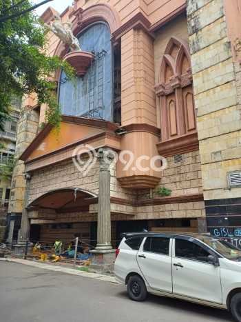 Komersial Bagus LT 1376m2 LB 8256m2 Dijual di Kebon Jeruk Jakarta Barat Komersial Bagus LT 1376m2 LB 8256m2 Dijual di Kebon Jeruk Jakarta Barat