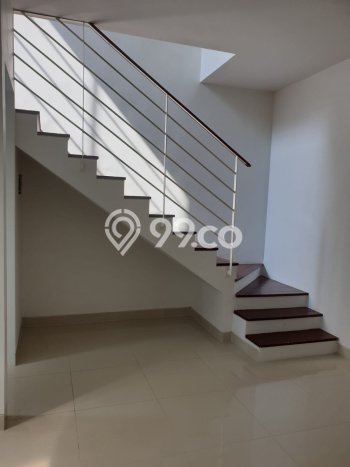 Sewa cepat rumah minimalis strategis 2 Kamar di Kebraon, Surabaya Sewa cepat rumah minimalis strategis 2 Kamar di Kebraon, Surabaya