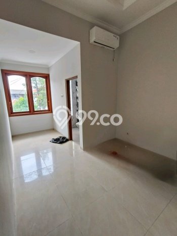 Rumah Kontrakan Surabaya LT 180m2 LB 255m2 Kawasan Mayjen Sungkono Rumah Kontrakan Surabaya LT 180m2 LB 255m2 Kawasan Mayjen Sungkono