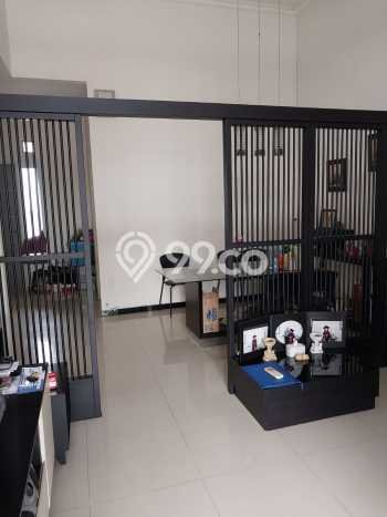 Rumah Lokasi Strategis area Sukolilo, Surabaya, Luas 119m2m² LB 95m2m² Rumah Lokasi Strategis area Sukolilo, Surabaya, Luas 119m2m² LB 95m2m²