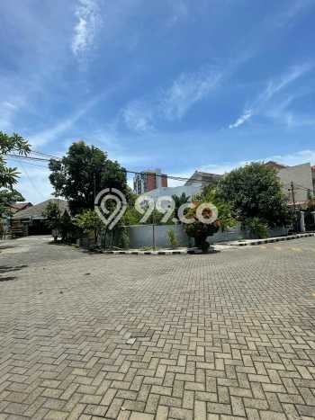 For Sale! Premium House LT 626m2 Desain Elegan di Jemursari For Sale! Premium House LT 626m2 Desain Elegan di Jemursari