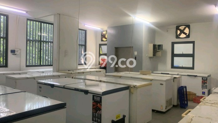 Komersial Bagus Dijual LB 1000m2 Lokasi Strategis Surabaya Area Cocok untuk Bisnis Komersial Bagus Dijual LB 1000m2 Lokasi Strategis Surabaya Area Cocok untuk Bisnis