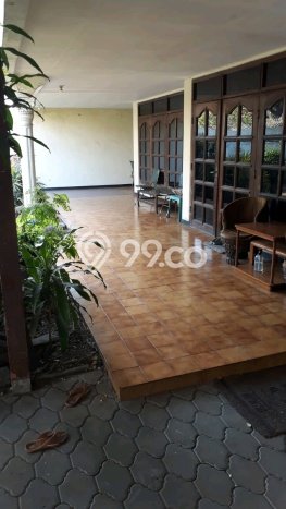 Siap Huni Rumah Mewah 6 Kamar di Wonokromo Dekat ke Mana Pun Siap Huni Rumah Mewah 6 Kamar di Wonokromo Dekat ke Mana Pun