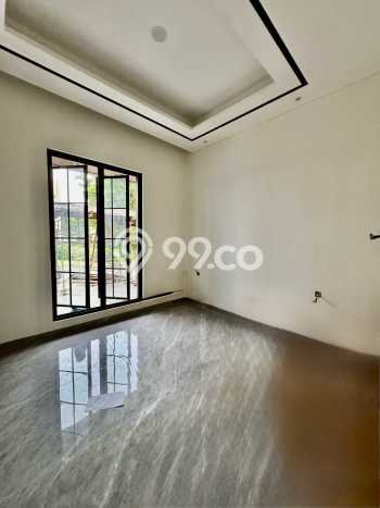 Rumah Luxury Modern Siap Huni di Citraland Surabaya Rumah Luxury Modern Siap Huni di Citraland Surabaya